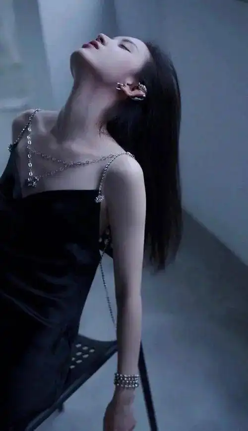 2021高清女生全屏壁纸-2021高清女生全屏壁纸最新版下载_6137游戏网