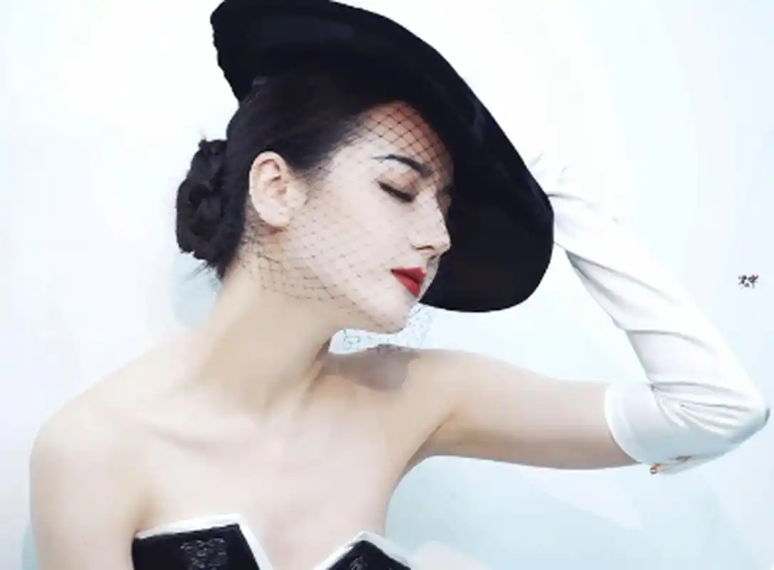 复古名伶迪丽热巴