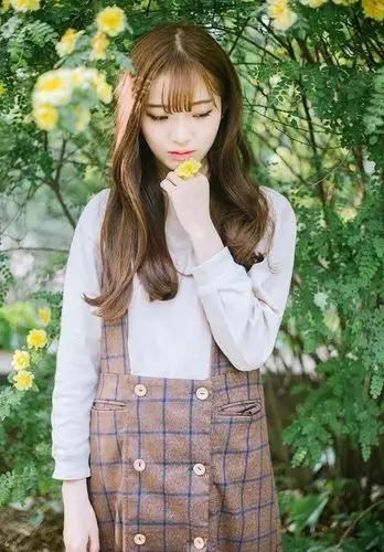 温暖阳光下清纯甜美养眼美女清新俏皮可爱动人唯美写真集