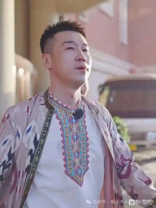 恭喜!德云社杨九郎新电影定档,将在五一上线,网友:九郎还真没闲着