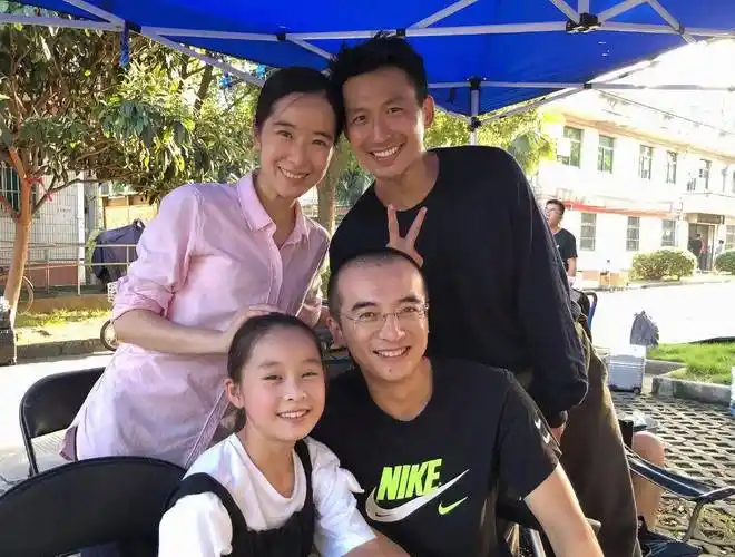 《三十而已》戏份不多被关注,《小舍得》被耽误颜值,现实中很美_米桃