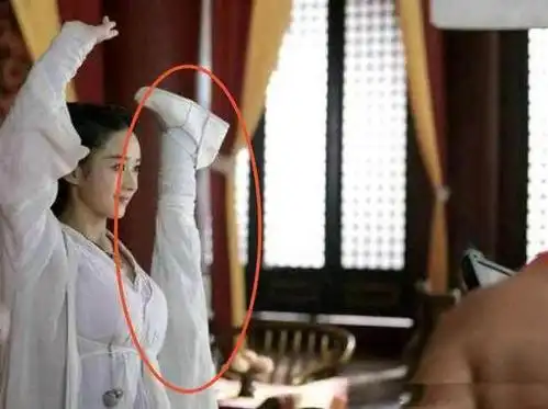 盘点影视剧中那些奇葩穿帮镜头,哪一张戳中你的笑点