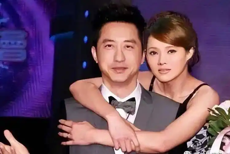 原创秦昊全网都在等着我和伊能静分手不好意思让你们失望了