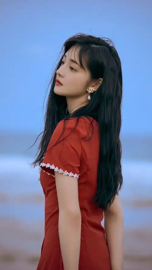 周洁琼甜美浪漫写真手机壁纸