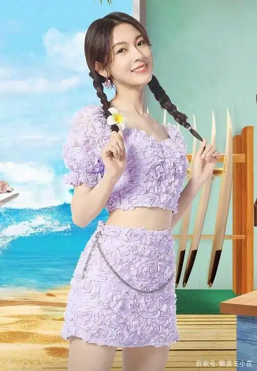 陈瑶这气质没谁了!萝莉颜值 模特身材,穿搭可清纯可性感好迷人