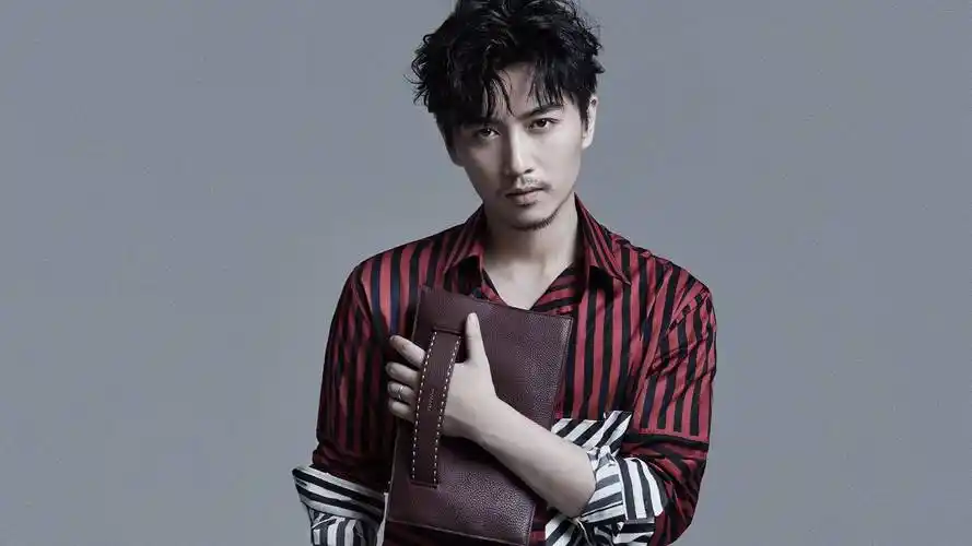 娱乐点评杨紫钟汉良陈晓陈伟霆胡先煦黄子韬