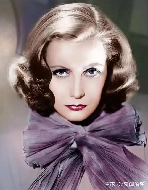 世界公认的四大美女, 两个影后赫本上榜,你被谁惊艳到了?
