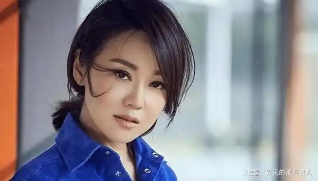 《北风那个吹》,到《一仆二主》;再到胡歌主演的《人民的名义》,闫妮