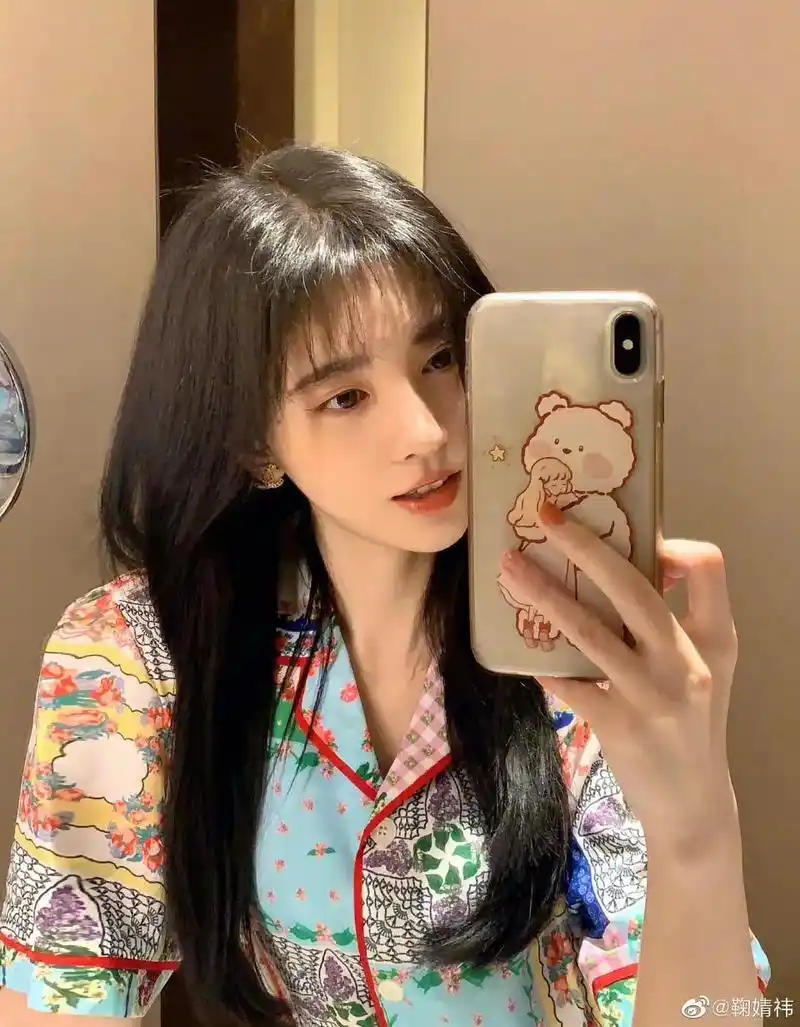 鞠婧祎.#鞠婧祎 #美女#氛围感美女 我保存了好多鞠姐的神图 - 抖音