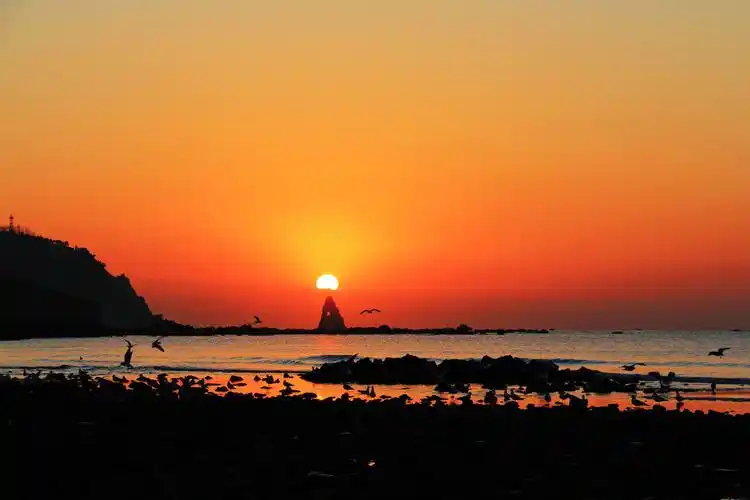 青岛石老人日出随拍——缘来有你!