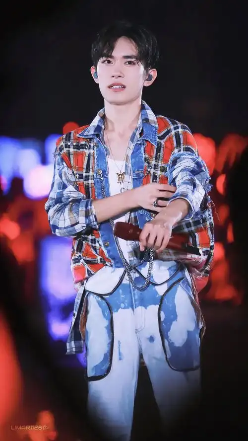 易烊千玺 #tfboys 六周年告白演唱会 高清