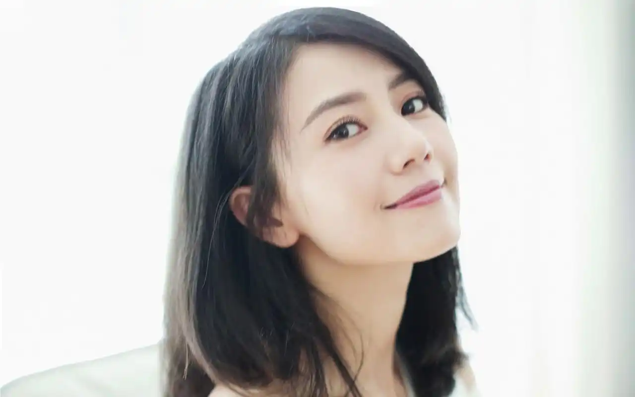 高圆圆唯美写真高清电脑壁纸