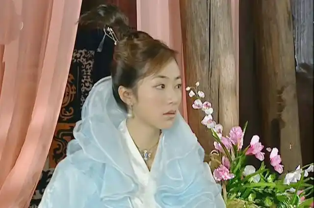 17年前的古装剧女主不当仙女也要跟男主在一起最后两人都死了