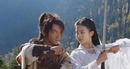 杨过削骨,结果却被黄晓明截了胡,如今再次翻红|聂远|刘亦菲|小龙女