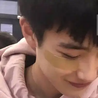 男生头像帅气阳光微笑超酷男生甜美图片