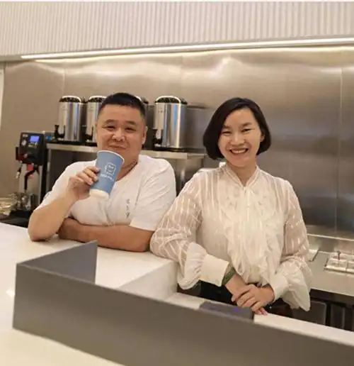 王俊凯奶茶店被曝无证经营其父售卖人参水功效存疑被指割韭菜