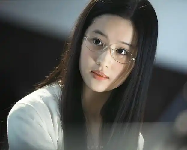 恋爱通告○宋晓青    剧照○花絮○#刘亦菲