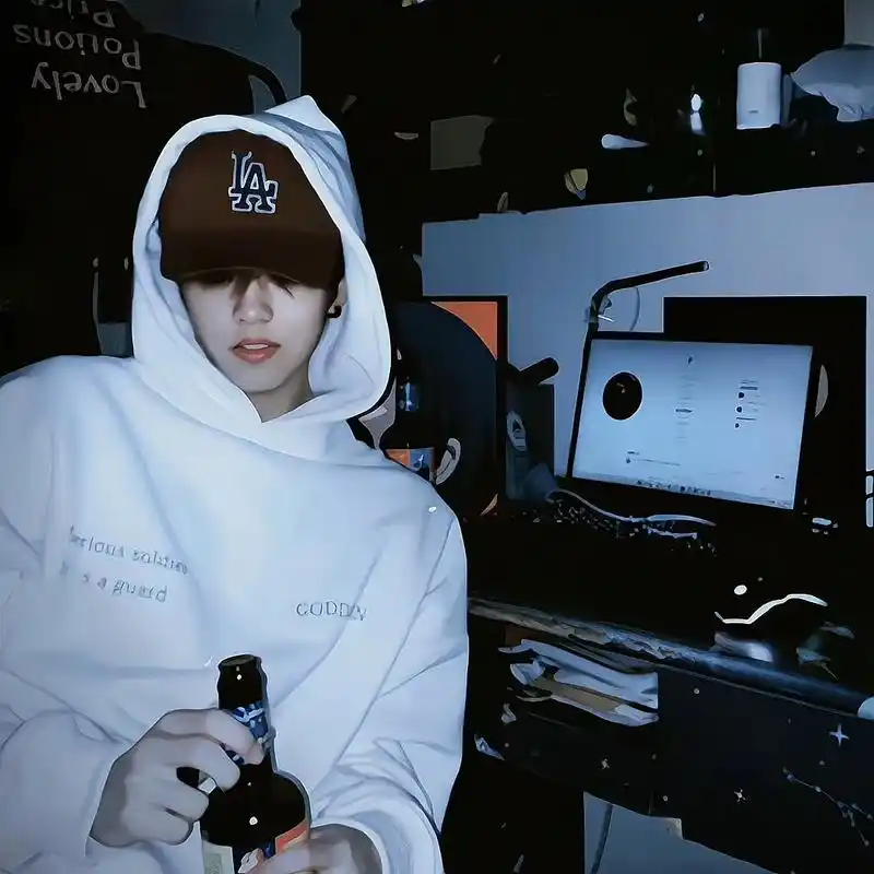 2024最新款ins冷酷高级质感微信头像.#男头 #优质头像 - 抖音