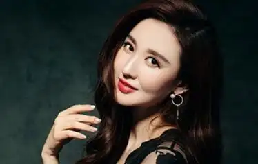 【爱追剧】张萌老公张海苍家庭背景太吓人 张海苍个人资料