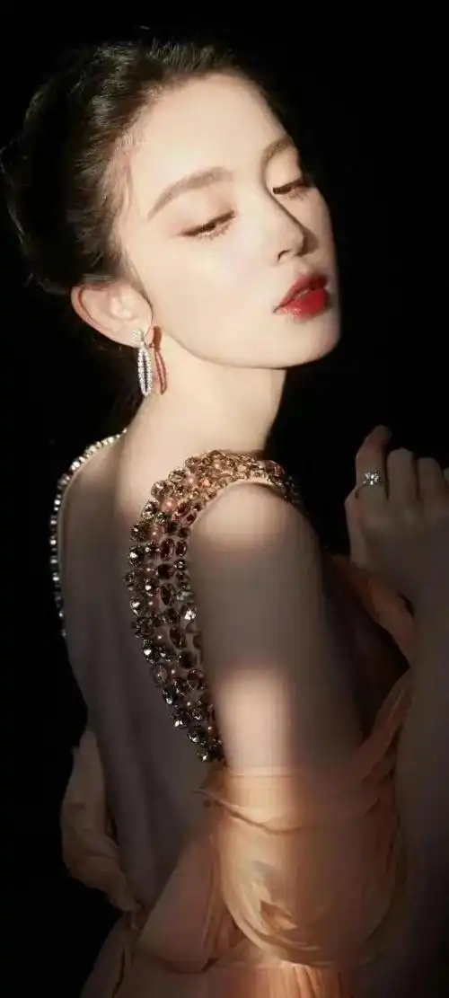 美人美图古力娜扎|模特_网易订阅