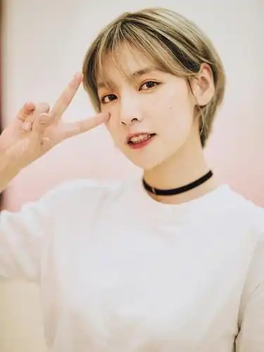 创造营怼脸照风格百变 希林腼腆张艺凡高级赵粤帅气nene甜