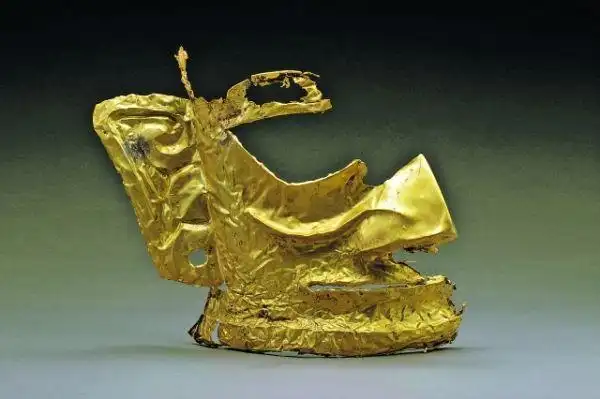 三星堆文化从新石器时代晚期龙山文化延续至西周时期,前后延续了2000