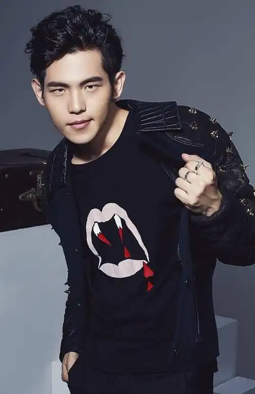 周展翅以新作回归 不再被"小周杰伦"名号羁绊