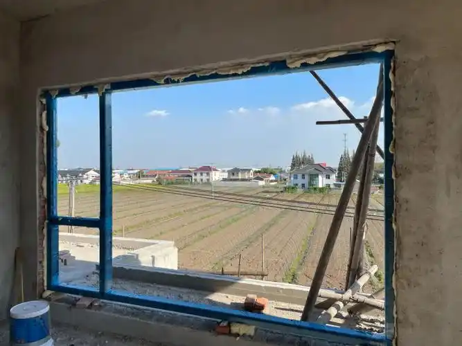 农村自建房大玻璃落地窗有必要吗必须有