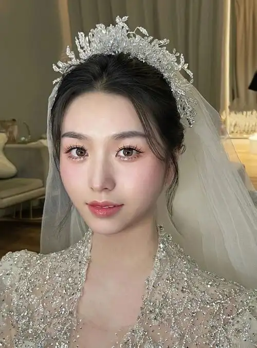 新娘造型婚礼跟妆