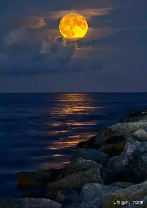 八月十五,送你最美月亮照片,祝你中秋快乐