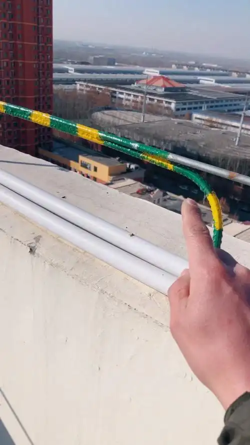 屋顶防雷接闪做法