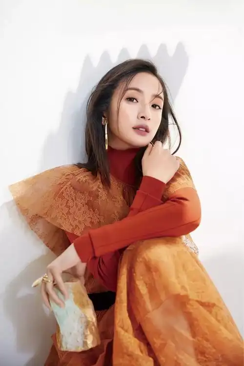 林依晨结婚7年生下小公主曾说考虑生二胎育儿方式和母亲相似