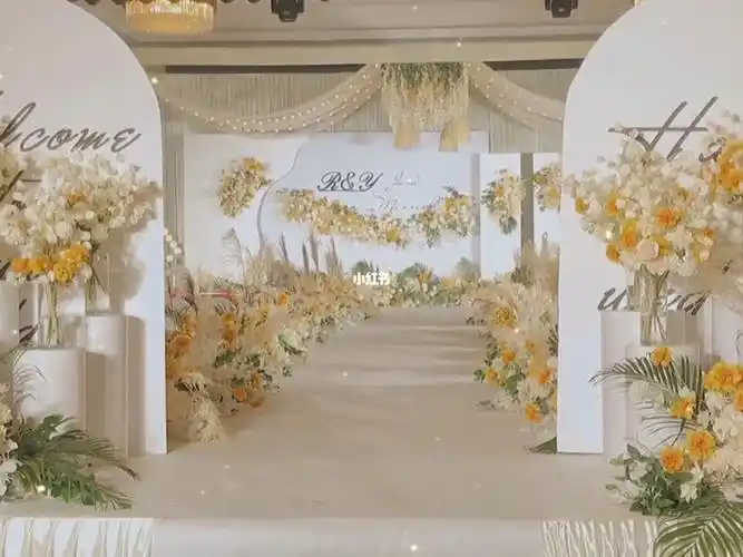 香槟色酒店婚礼场景布置