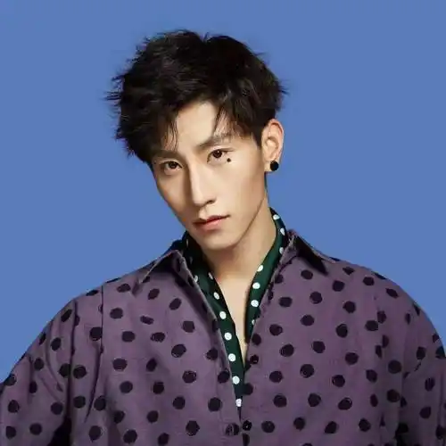 2023首届"天桥舞蹈演出季" | 对话舞者刘子玥&张渊博,走进角色背后的"