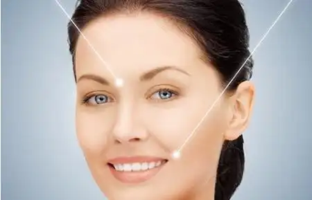 提升面部皮肤的好方法 彩光嫩肤和光子嫩肤有什么区别