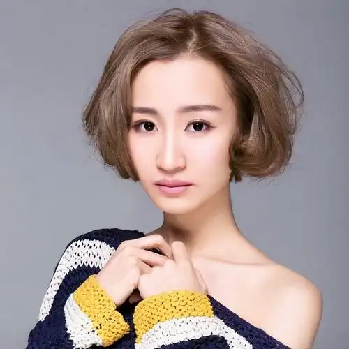 任嘉伦的妻子聂欢:丈夫成名背后有艰辛,我在家做全职太太也幸福