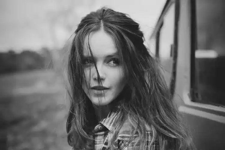 34万人打满分,影史最性感迷人的"变态"回来了_克拉丽斯