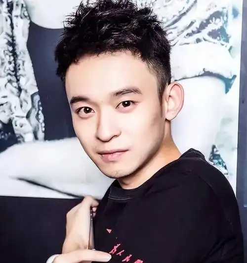 31岁的董子健终于在2024年初打了一场漂亮的翻身仗