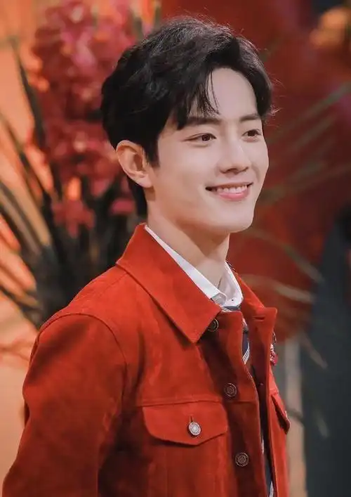 肖战登笑容守护榜一恰逢农历生日粉丝吸取教训低调送祝福