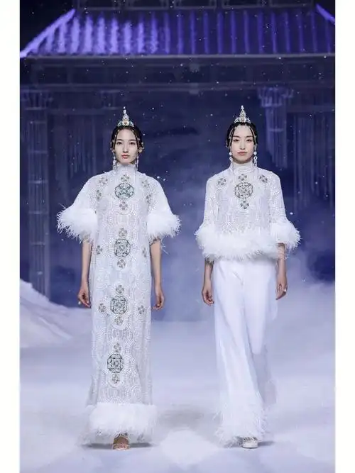 品牌设计   #服装  #t台走秀  #t台走秀  #t台模特  #盖娅传说