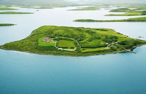 爱尔兰小岛待售开价285万英镑