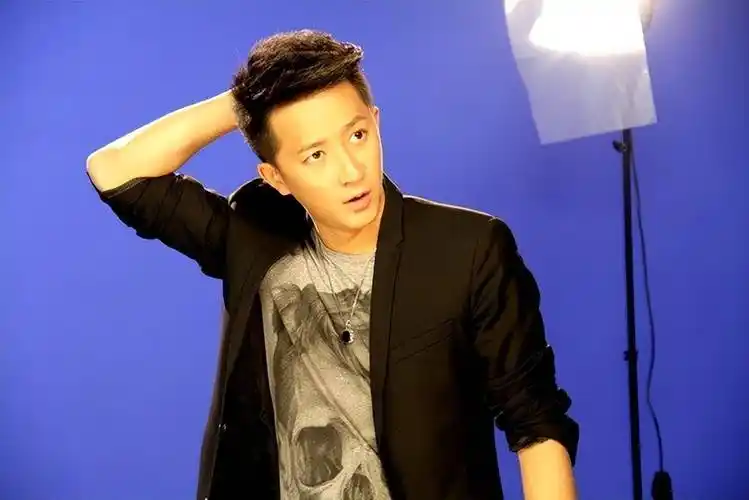 演活"孟云"就够了!韩庚却演活了3个角色,每个都是登峰造极_阿东_人物_