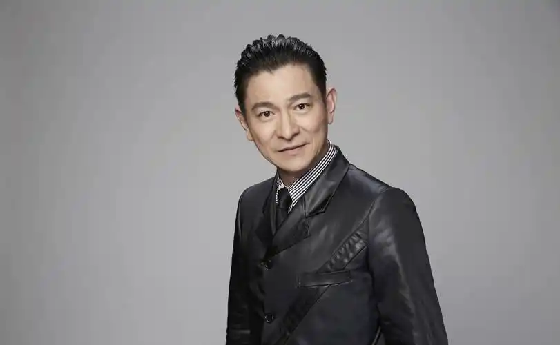 刘德华给妻女买私人飞机,亲姐姐住贫民窟,刘德华却不闻不问_女儿_生活