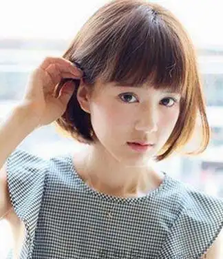 女学生小清爽短发发型图片 示范清爽短发如何扎
