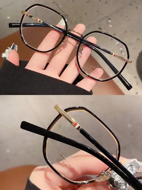 闪fufu的配色6015是高级感满满的闪闪素颜金黑78黑金搭配绝绝子