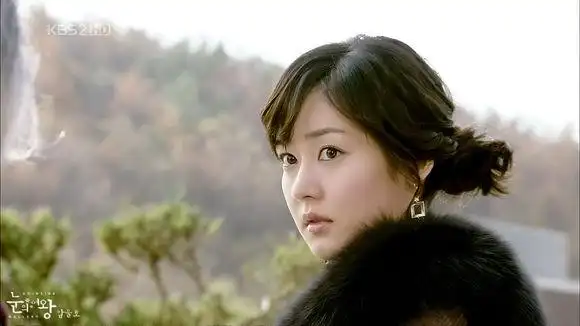 成宥利成功转型演员出演快刀洪吉童爆红与圈外人结婚超恩爱