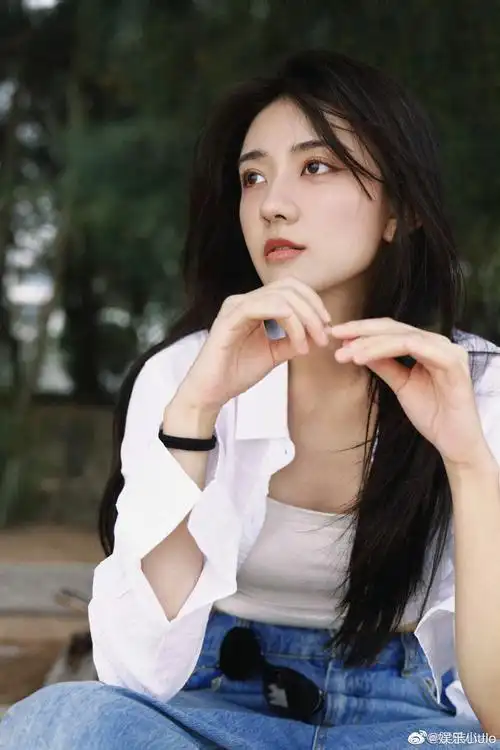 夏天的风啊～ 梁洁好飒啊,好适合夏天_高清图集_新浪网