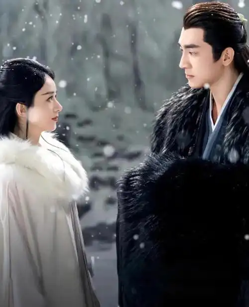 赵丽颖与凤行预约破900万大女主排面拉满这6人和她都是二搭