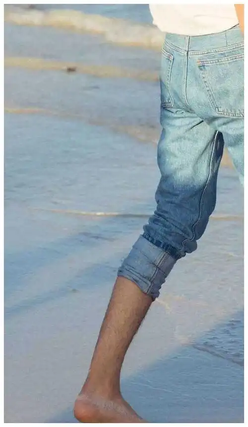 tfboys粉丝奇奇怪怪的关注点之三小只的腿毛