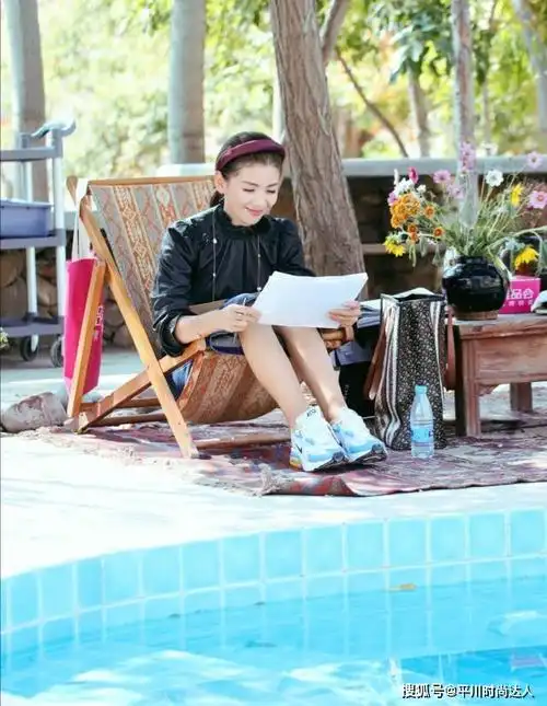 刘涛的衣品在综艺中曝光贤妻变身娇妻减龄又显气质